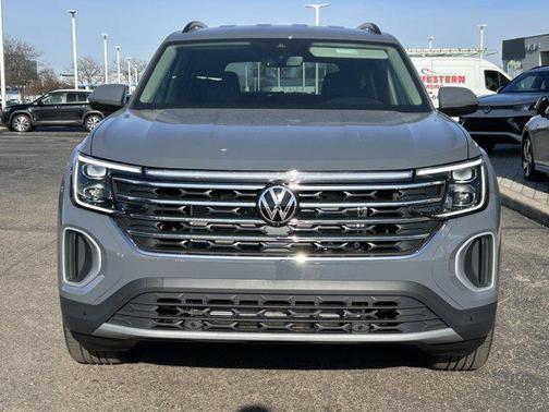 2026 Volkswagen Atlas 2.0T SE w/Technology 4MOTION