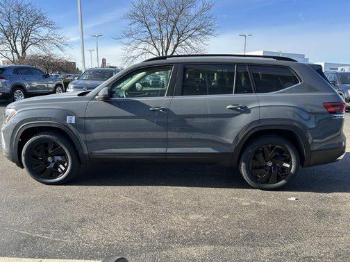 2026 Volkswagen Atlas 2.0T SE w/Technology 4MOTION