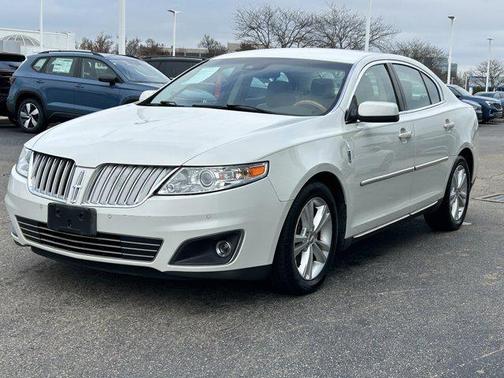 2010 Lincoln MKS Base