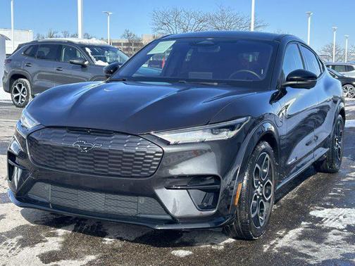 2022 Ford Mustang Mach-E GT