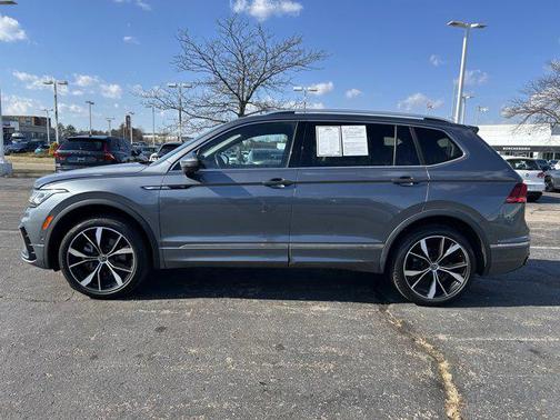 2022 Volkswagen Tiguan 2.0T SEL R-Line 4MOTION