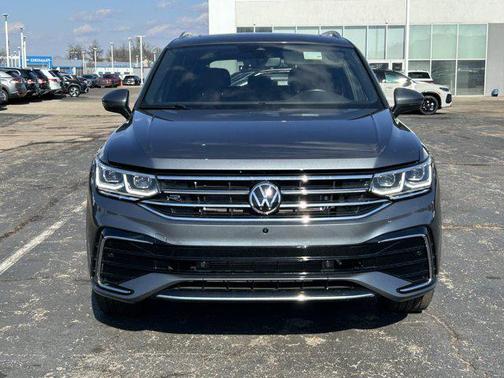 2022 Volkswagen Tiguan 2.0T SEL R-Line 4MOTION