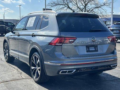 2022 Volkswagen Tiguan 2.0T SEL R-Line 4MOTION