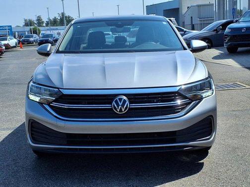 2022 Volkswagen Jetta 1.5T SE