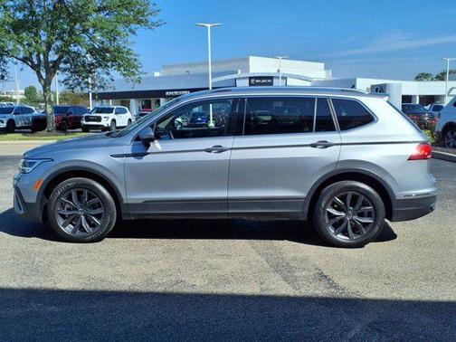 2022 Volkswagen Tiguan 2.0T SE 4MOTION