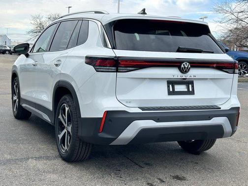2026 Volkswagen Tiguan 2.0T SE