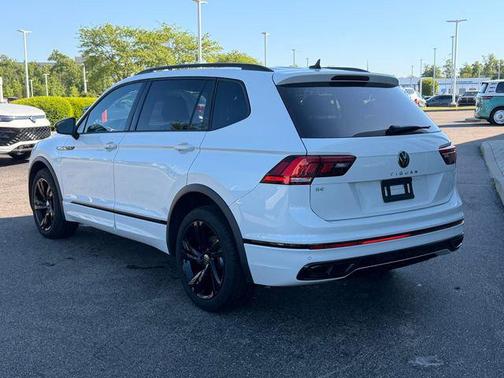 Opal White Pearl 2024 Volkswagen Tiguan 2.0T SE R-Line Black