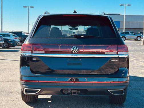 2026 Volkswagen Atlas 2.0T SE w/Technology 4MOTION