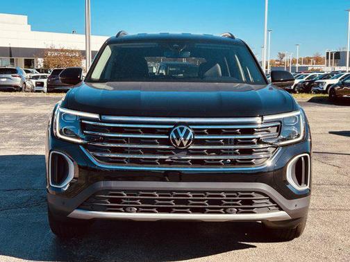 2026 Volkswagen Atlas 2.0T SE w/Technology 4MOTION