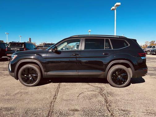 2026 Volkswagen Atlas 2.0T SE w/Technology 4MOTION