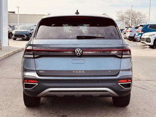 2025 Volkswagen Taos 1.5T SEL
