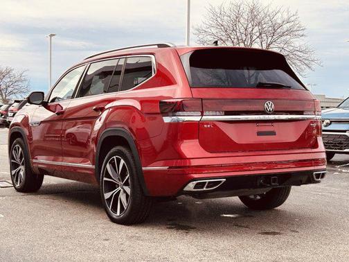 2025 Volkswagen Atlas 2.0T SEL Premium R-Line 4MOTION