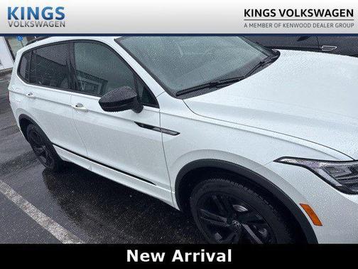 2024 Volkswagen Tiguan 2.0T SE R-Line Black