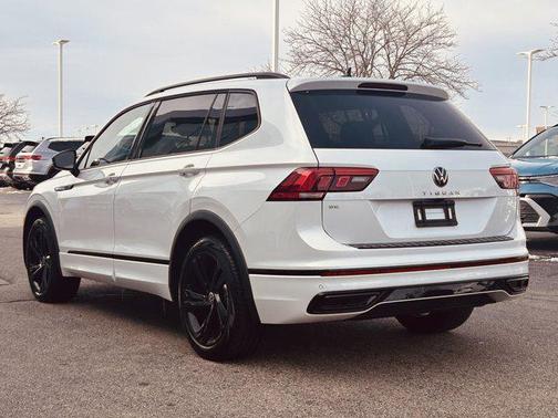 2024 Volkswagen Tiguan 2.0T SE R-Line Black
