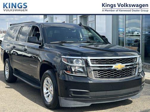 2017 Chevrolet Suburban LT
