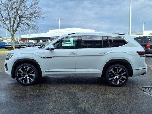 2025 Volkswagen Atlas 2.0T SEL Premium R-Line 4MOTION