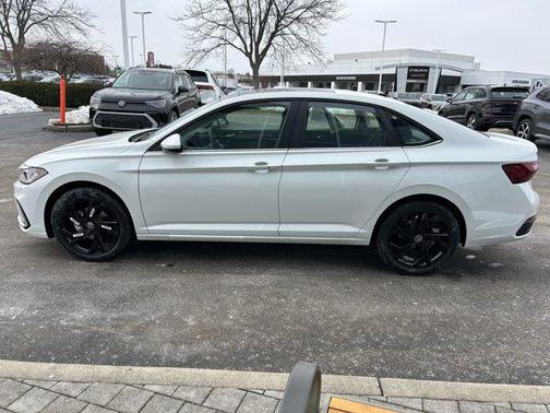 2026 Volkswagen Jetta 1.4T SE