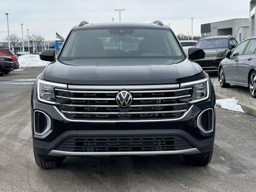 2026 Volkswagen Atlas 2.0T SE w/Technology 4MOTION