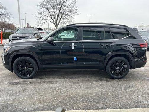 2026 Volkswagen Atlas 2.0T SE w/Technology 4MOTION