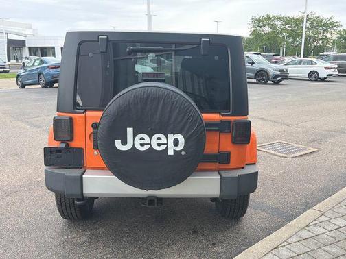 Crush Clearcoat 2012 Jeep Wrangler Unlimited Sahara
