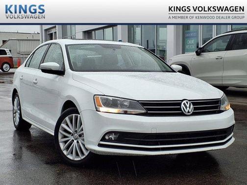2015 Volkswagen Jetta Auto SE w/Connectivity/Navigation