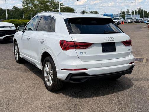 Glacier White Metallic 2024 Audi Q3 45 S line Premium Plus