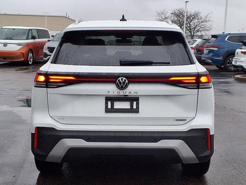 2026 Volkswagen Tiguan 2.0T SE 4MOTION