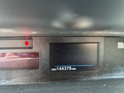 2017 Toyota Prius v Five