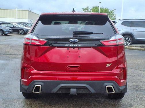 2024 Ford Edge ST