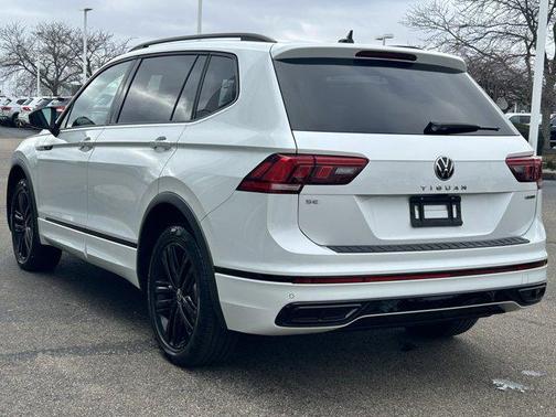 2022 Volkswagen Tiguan 2.0T SE R-Line Black 4MOTION