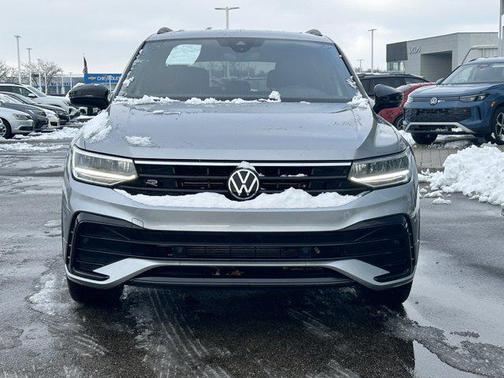 2023 Volkswagen Tiguan 2.0T SE R-Line Black 4MOTION