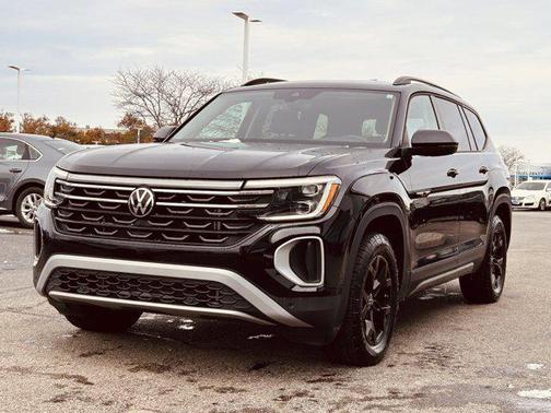 2025 Volkswagen Atlas 2.0T Peak Edition