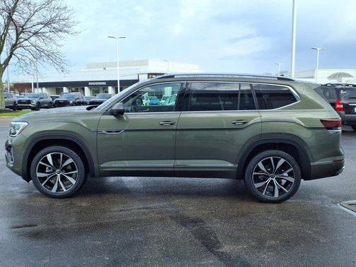 2025 Volkswagen Atlas 2.0T SEL Premium R-Line 4MOTION