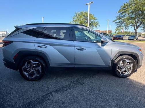 Shimmering Silver 2024 Hyundai TUCSON Limited