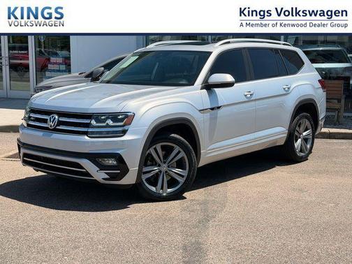 Reflex Silver Metallic 2019 Volkswagen Atlas 3.6L SE w/Technology