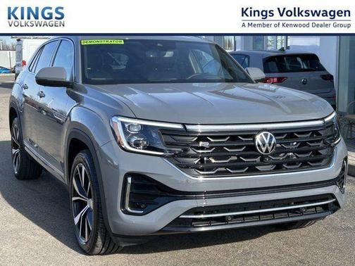 pure gray 2026 Volkswagen Atlas Cross Sport 2.0T SEL Premium