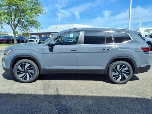 2025 Volkswagen Atlas 2.0T SEL