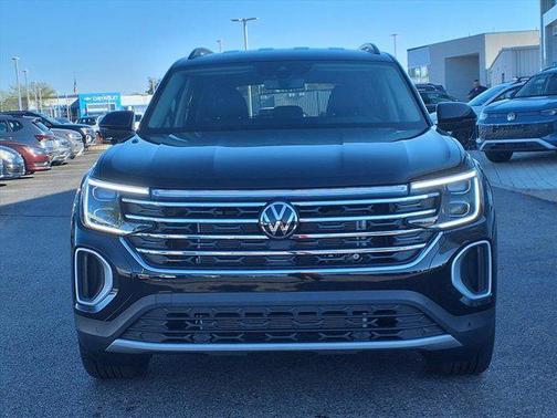 2026 Volkswagen Atlas 2.0T SE w/Technology 4MOTION