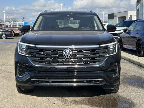 2025 Volkswagen Atlas 2.0T SEL Premium R-Line 4MOTION