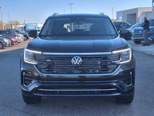 2026 Volkswagen Atlas 2.0T SEL Premium R-Line 4MOTION