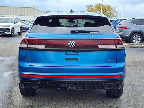 2025 Volkswagen Atlas Cross Sport 2.0T SEL