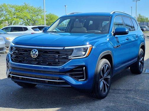 2025 Volkswagen Atlas 2.0T SEL Premium R-Line 4MOTION