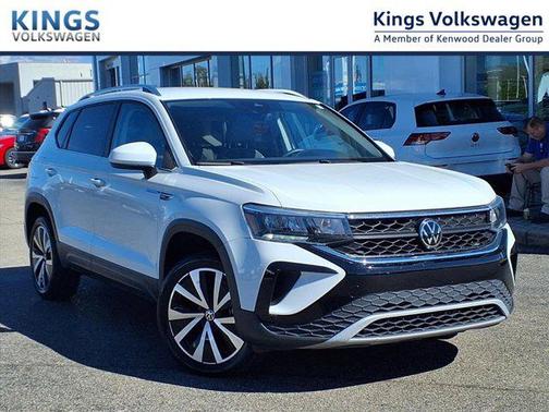 2024 Volkswagen Taos 1.5T SE