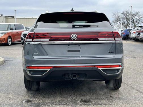 2025 Volkswagen Atlas Cross Sport 2.0T SEL