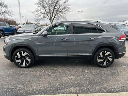 2025 Volkswagen Atlas Cross Sport 2.0T SEL