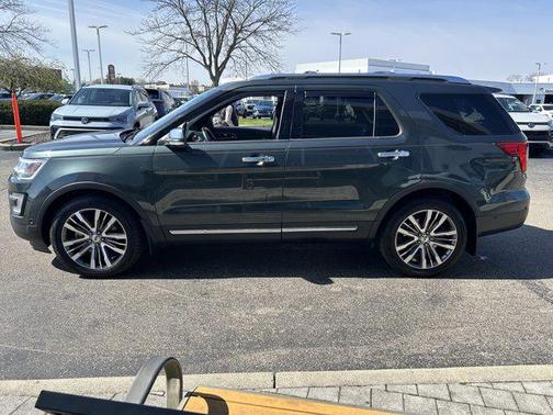 Guard Metallic 2016 Ford Explorer Platinum