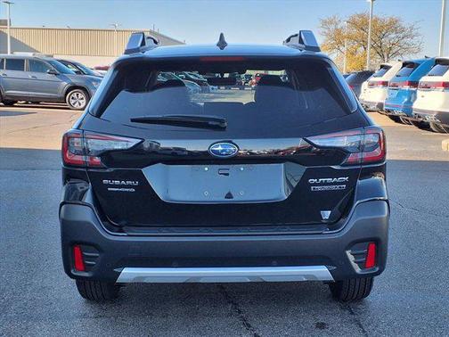 2022 Subaru Outback Touring XT