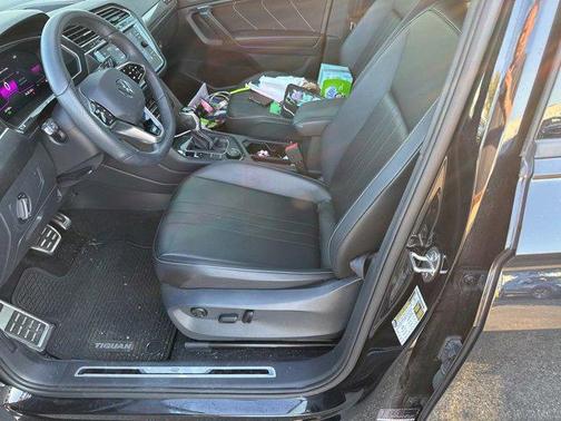 2024 Volkswagen Tiguan 2.0T SE R-Line Black 4MOTION