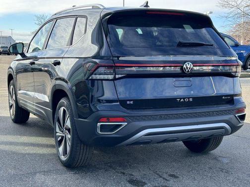 2026 Volkswagen Taos SE