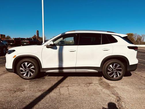 2026 Volkswagen Tiguan 2.0T S